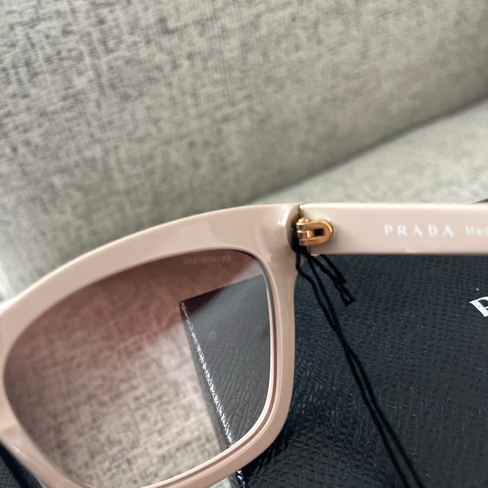 Prada Sunglasses - Picture 6 of 10